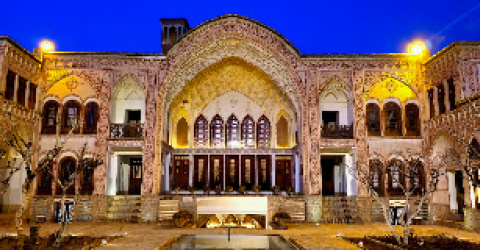 اسکان در خانه های تاریخی کاشان